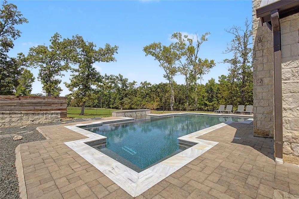 3233 State Highway 19 Trinity, TX 75862