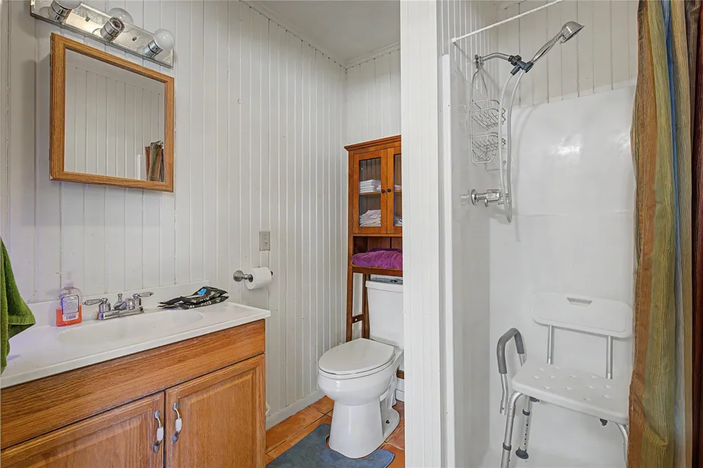 3233 State Highway 19 Trinity, TX 75862