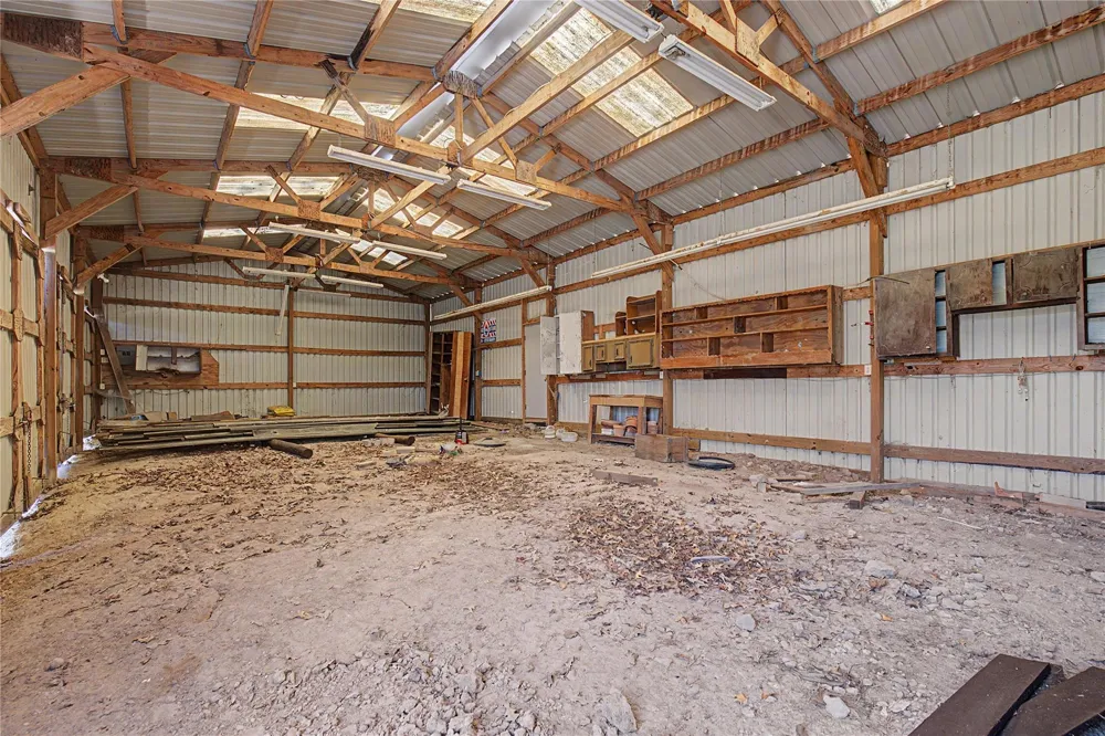 3233 State Highway 19 Trinity, TX 75862