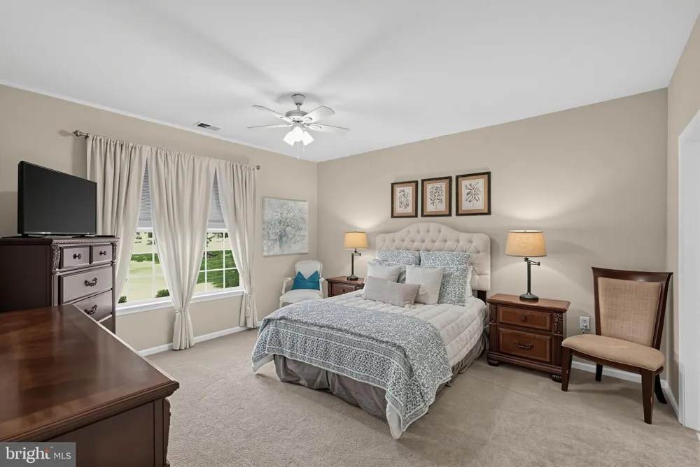 2106 KNOX #2106 Warwick, PA 18974