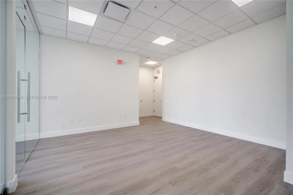 21290 Biscayne Blvd #200 Aventura, FL 33180