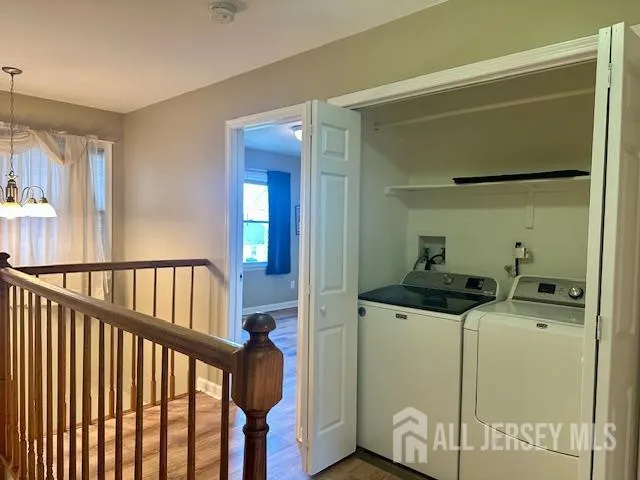 7 Heritage Square Sayreville, NJ 08872