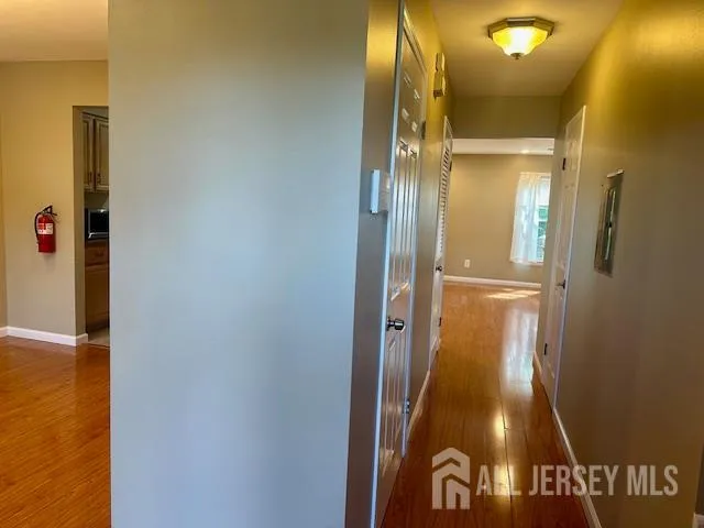 7 Heritage Square Sayreville, NJ 08872