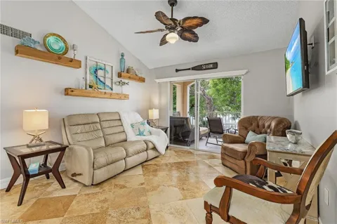 1180 Wildwood Lakes Boulevard #208