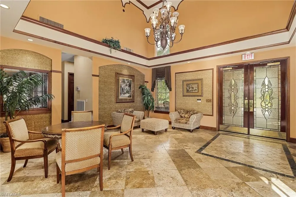 1180 Wildwood Lakes Boulevard #208 Naples, FL 34104
