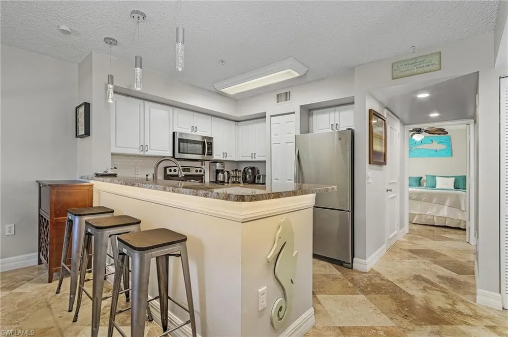 1180 Wildwood Lakes Boulevard #208 Naples, FL 34104