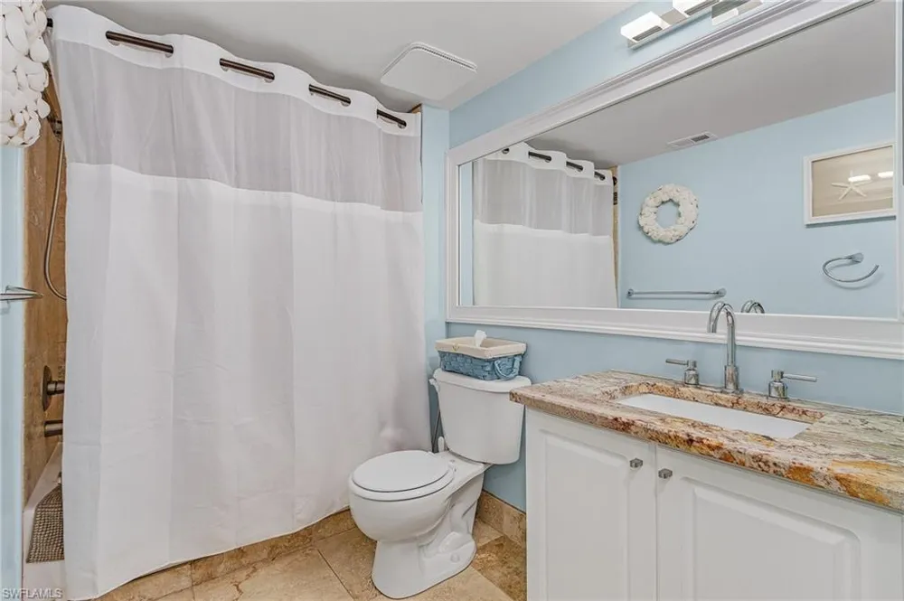 1180 Wildwood Lakes Boulevard #208 Naples, FL 34104