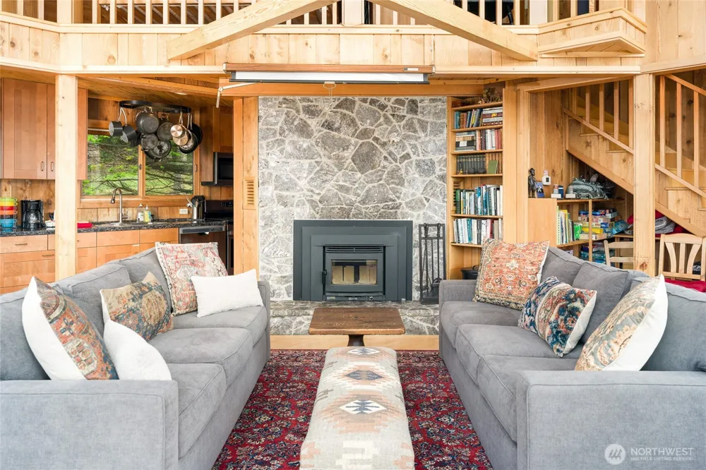 122 Lohman Lane Orcas Island, WA 98245