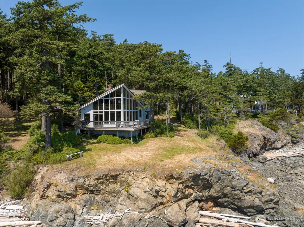 122 Lohman Lane Orcas Island, WA 98245