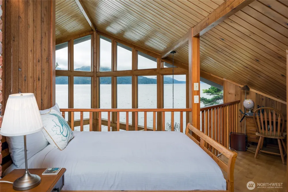 122 Lohman Lane Orcas Island, WA 98245