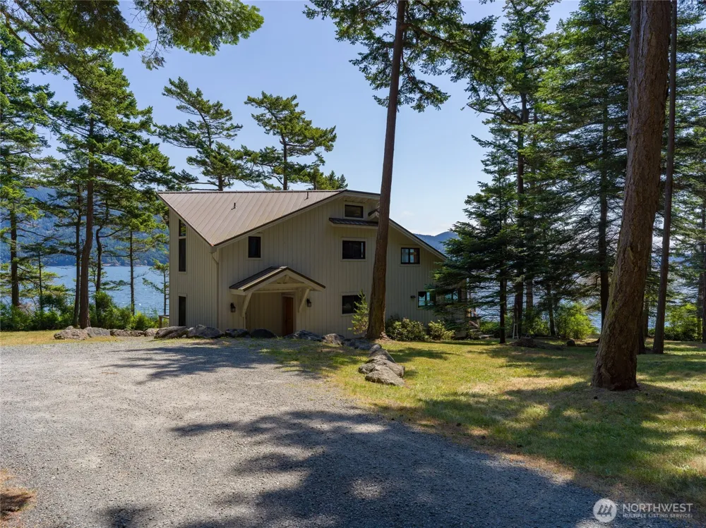122 Lohman Lane Orcas Island, WA 98245