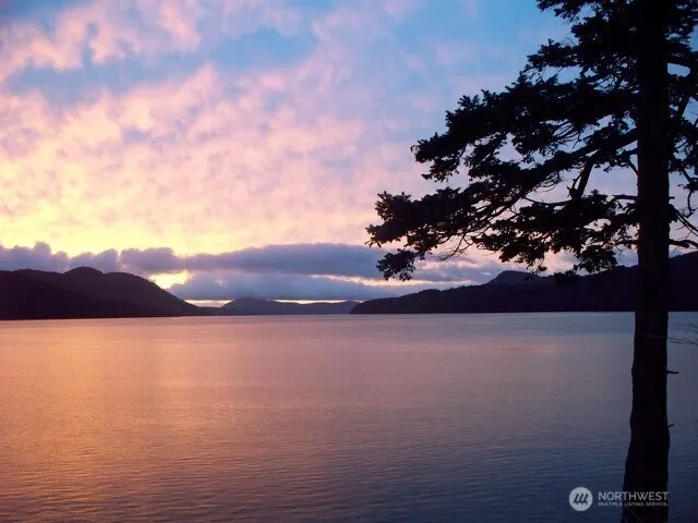 122 Lohman Lane Orcas Island, WA 98245