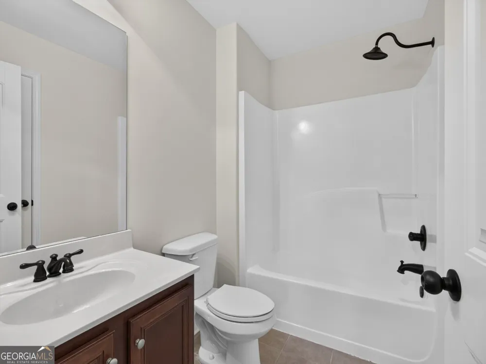 5050 Savannah RUN Cumming, GA 30040