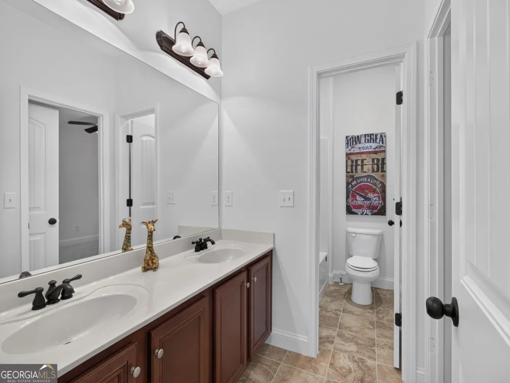 5050 Savannah RUN Cumming, GA 30040