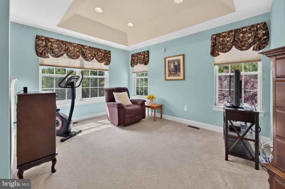 4 FLORABUNDA LANE Cinnaminson, NJ 08077