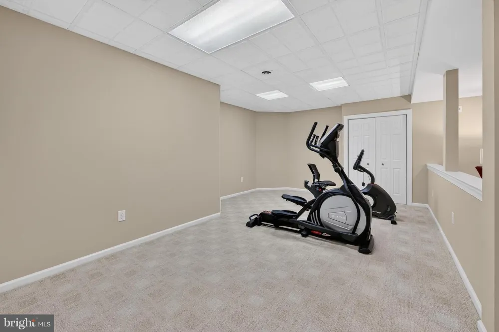 4 FLORABUNDA LANE Cinnaminson, NJ 08077