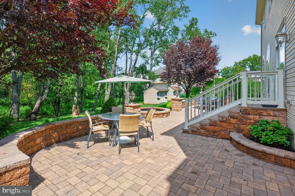 4 FLORABUNDA LANE Cinnaminson, NJ 08077