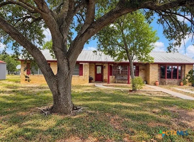 8448 W State Hwy 97 Cost, TX 78614
