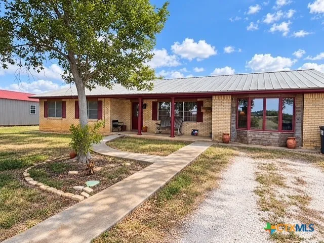 8448 W State Hwy 97 Cost, TX 78614