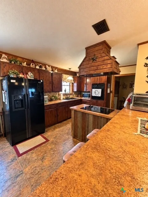 8448 W State Hwy 97 Cost, TX 78614