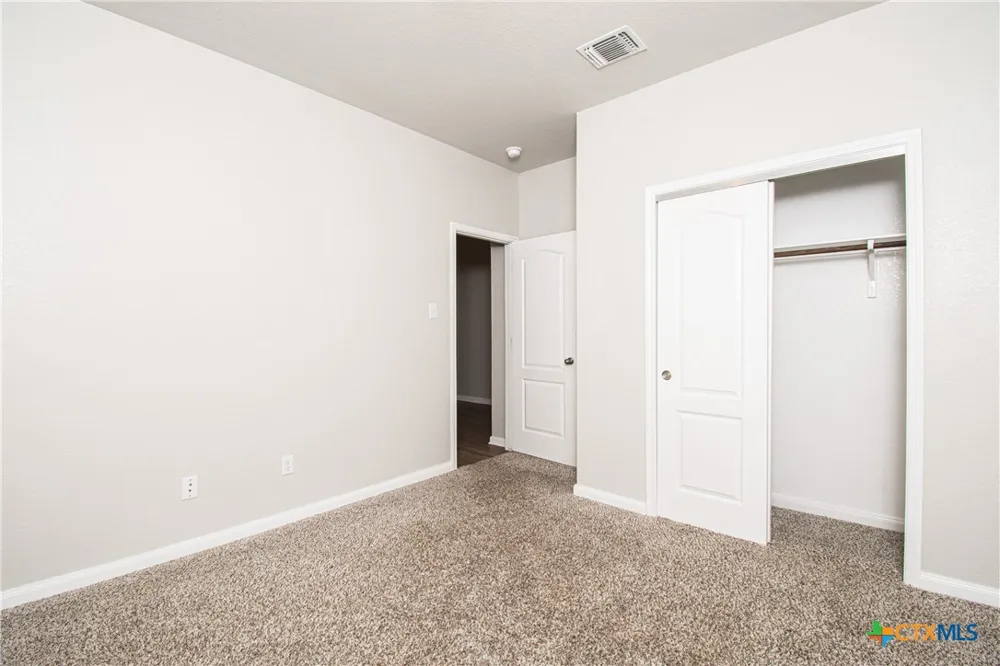 6114 Wheaton Loop Temple, TX 76502