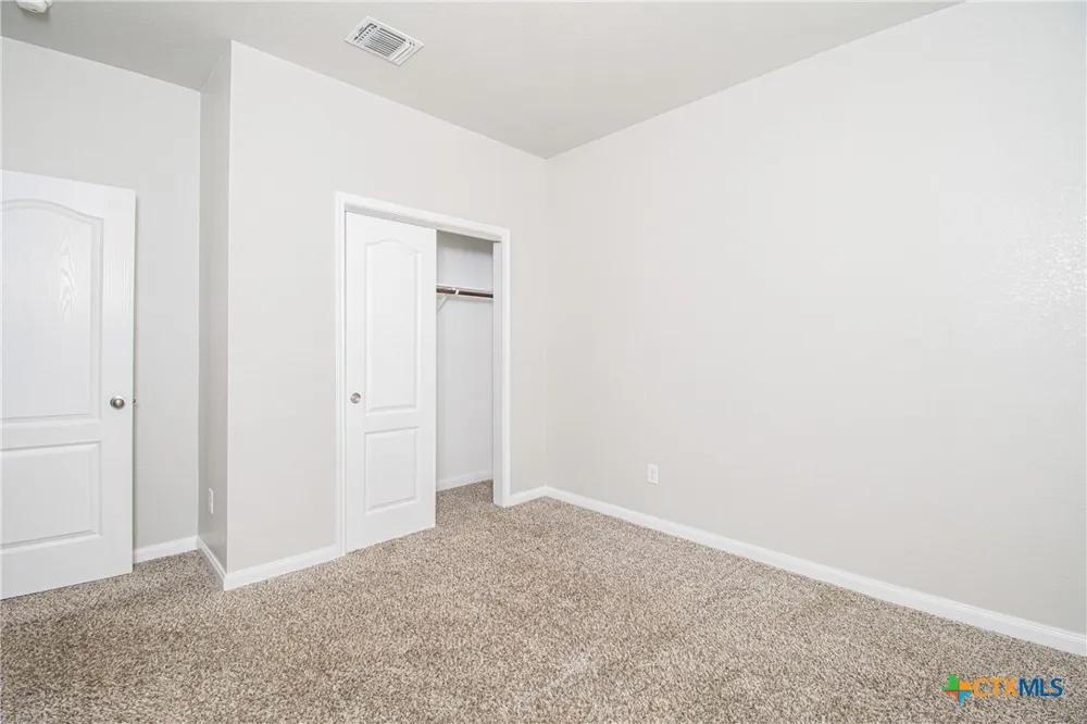 6114 Wheaton Loop Temple, TX 76502