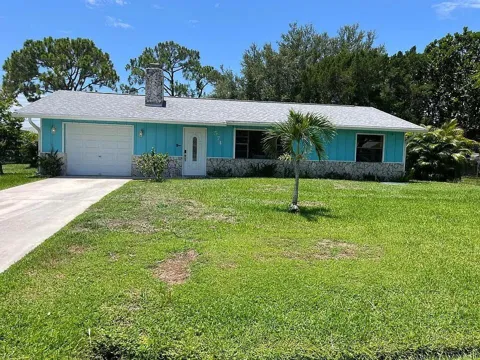 574 SW DUVAL AVENUE