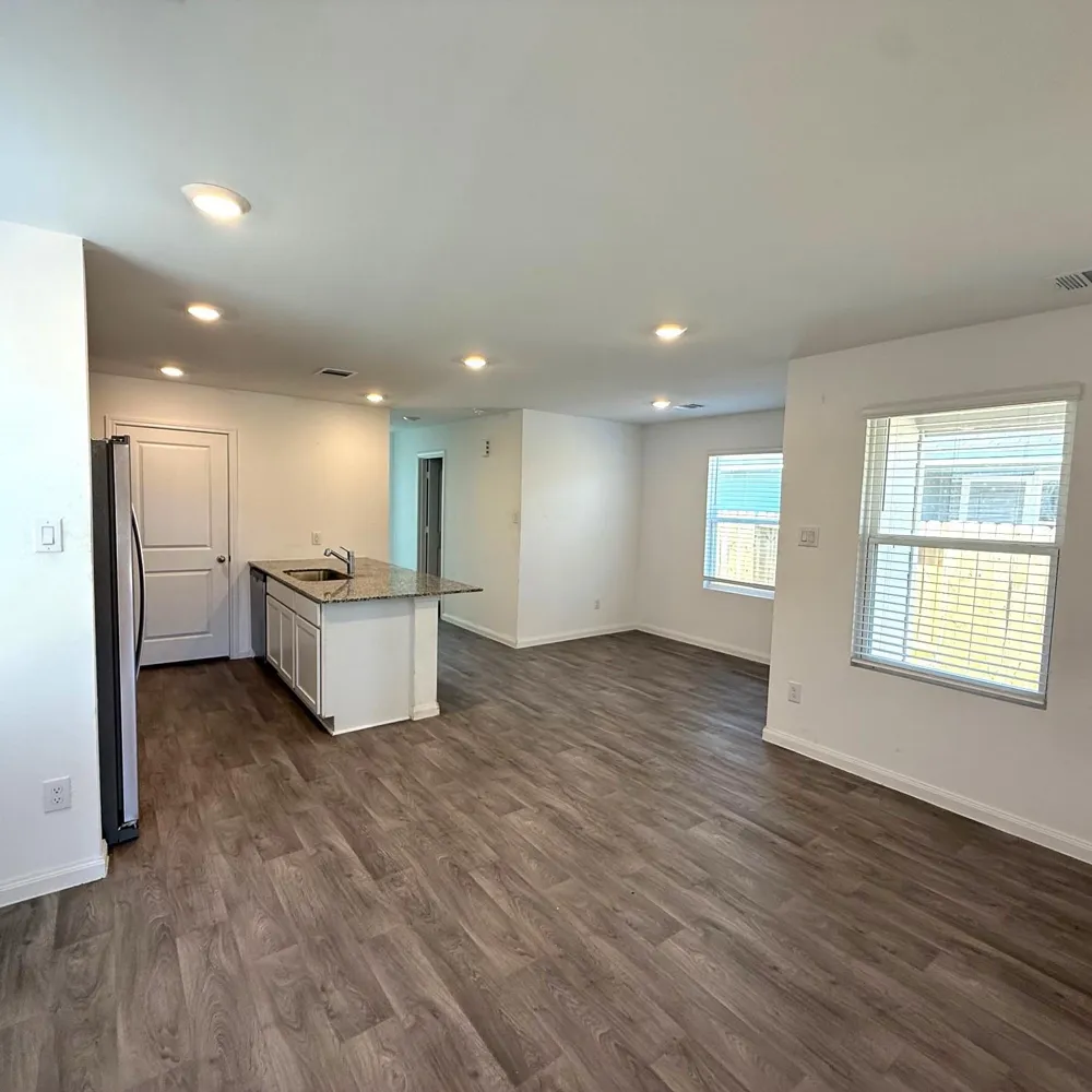 11926 Midas Lane Willis, TX 77378