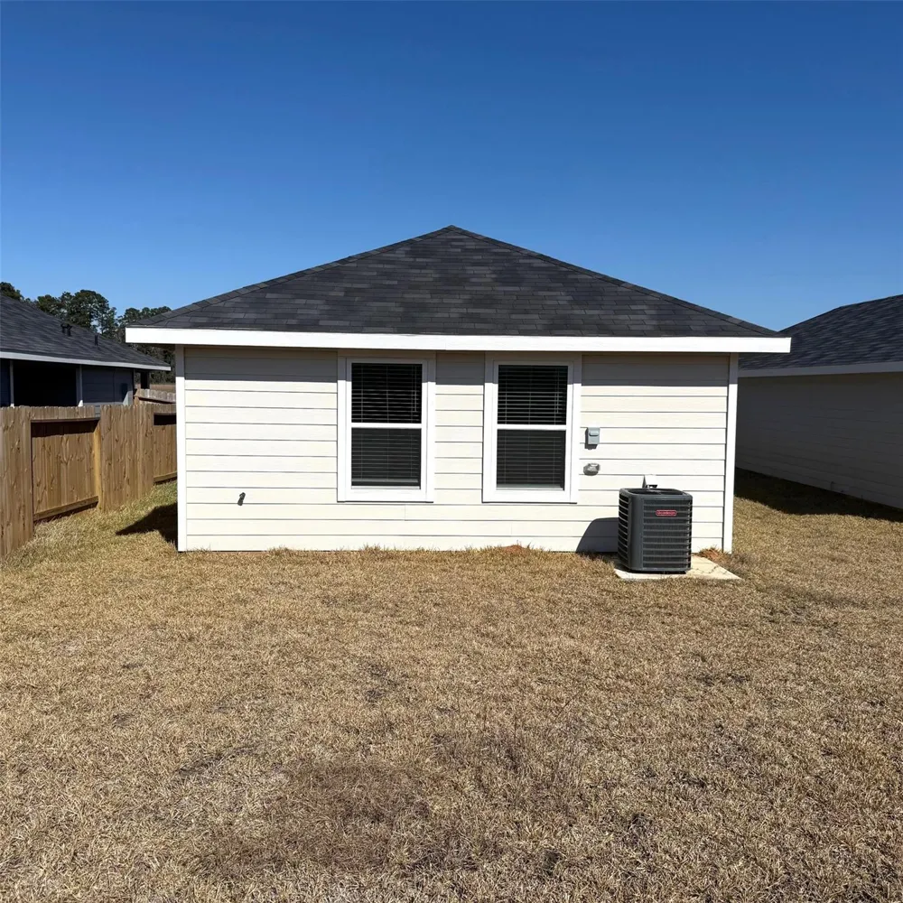 11926 Midas Lane Willis, TX 77378