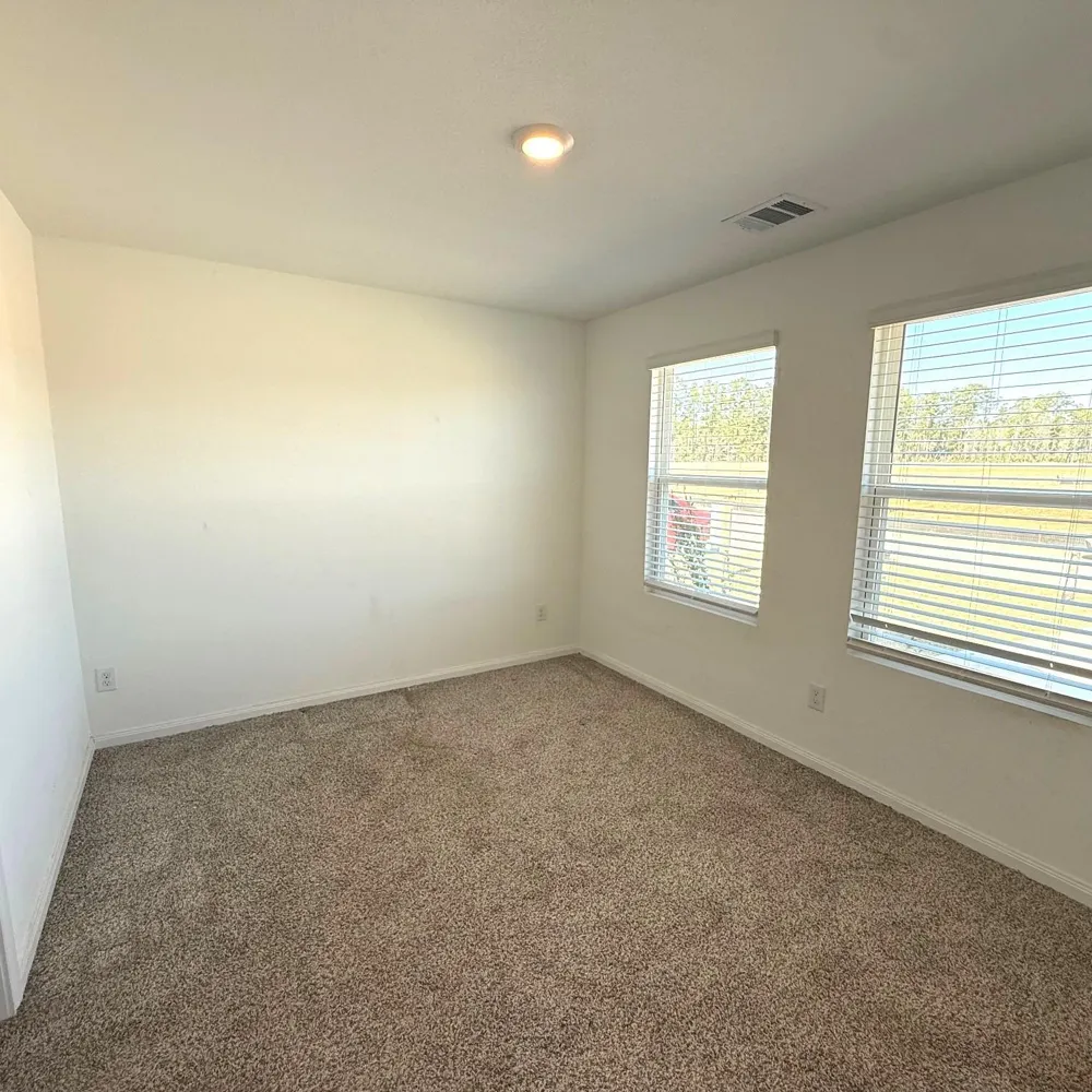 11926 Midas Lane Willis, TX 77378