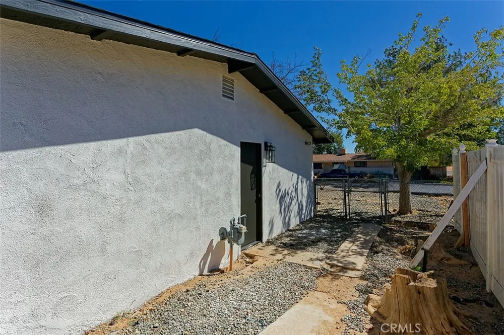 14912 Condor Victorville, CA 92394