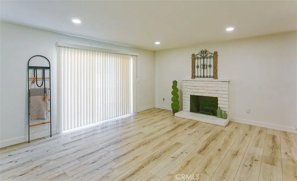 14912 Condor Victorville, CA 92394