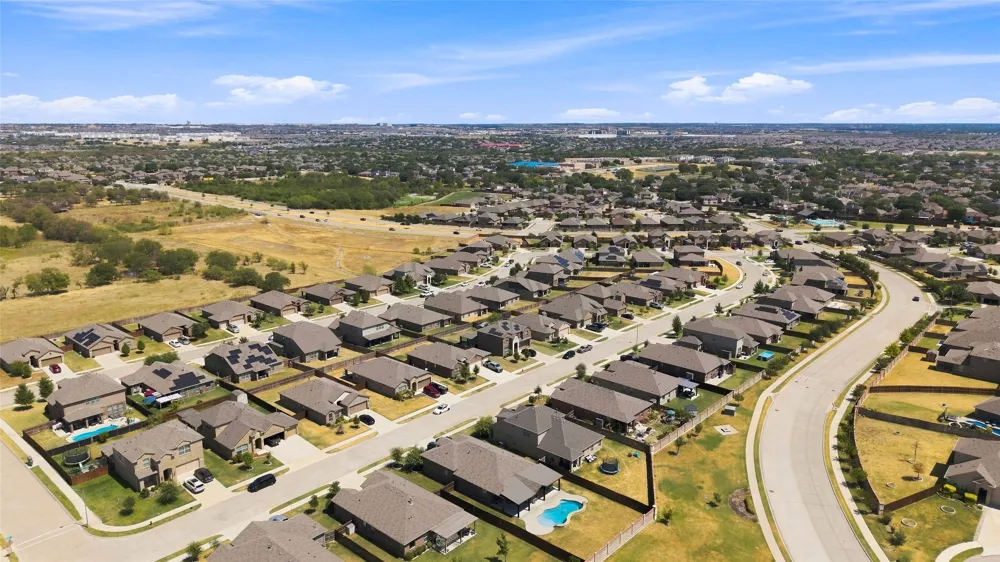 629 Dunster Lane Saginaw, TX 76131