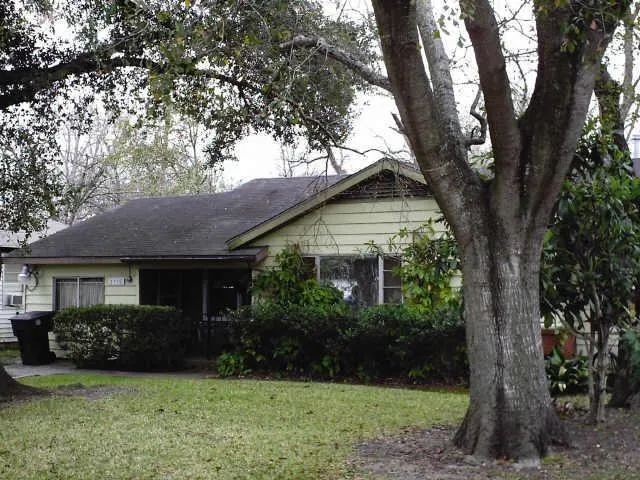 7019 Sherwood Drive Houston, TX 77021