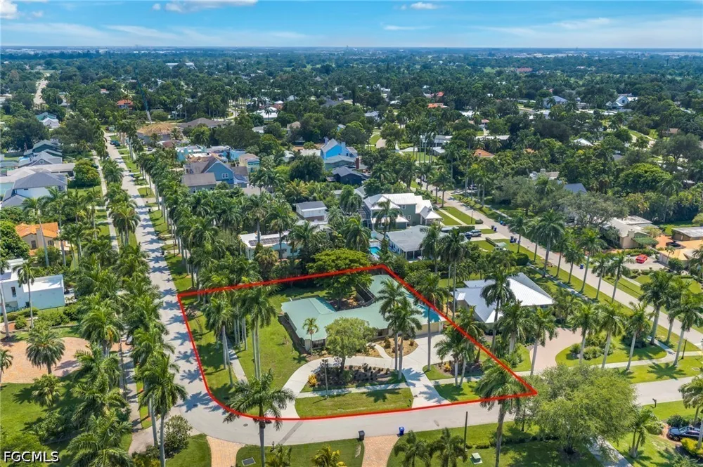 W Riverside Drive Fort Myers, FL 33901