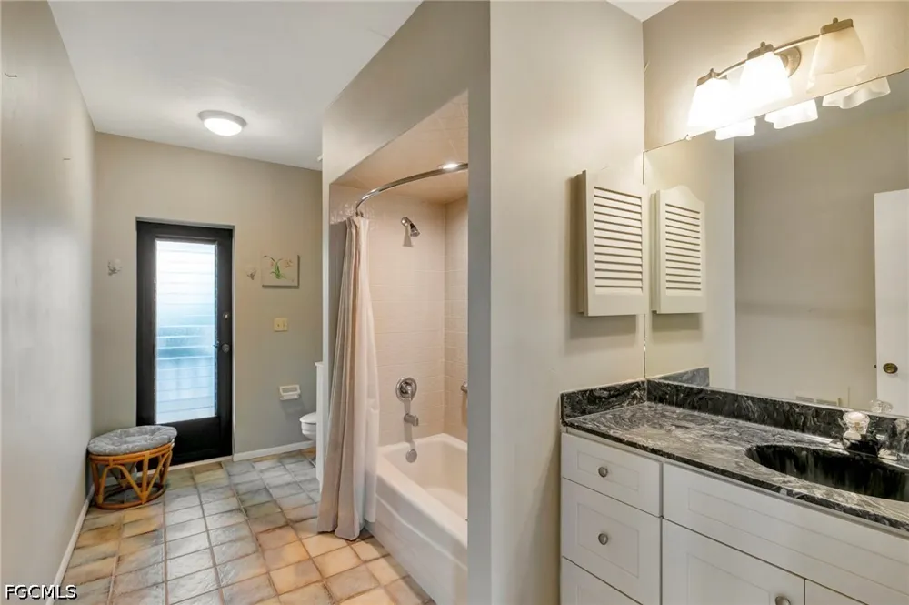 W Riverside Drive Fort Myers, FL 33901