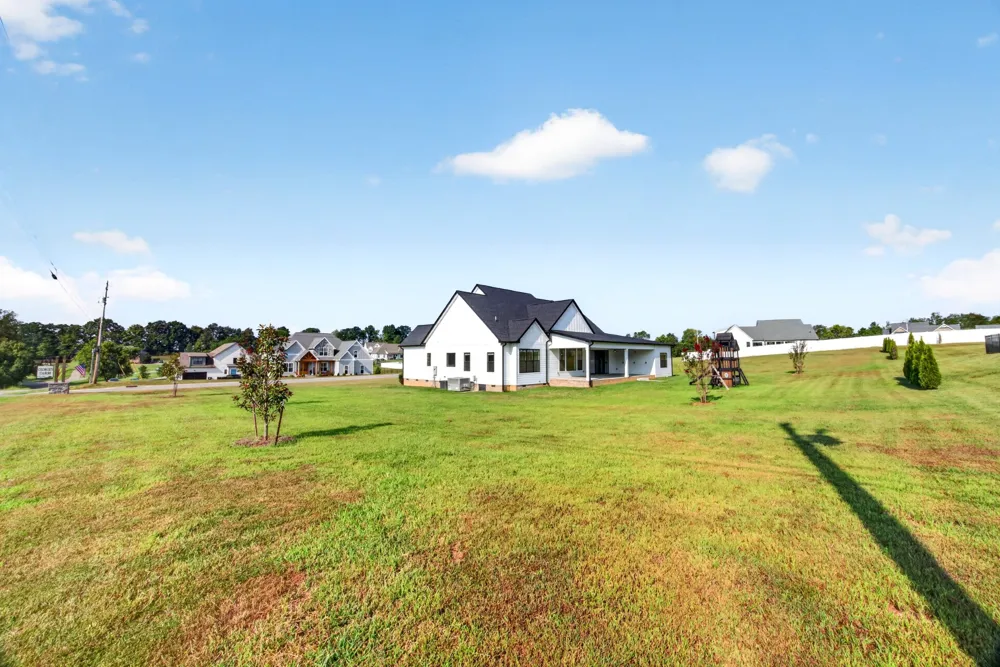 105 Sarah Frances Ct Clarksville, TN 37043