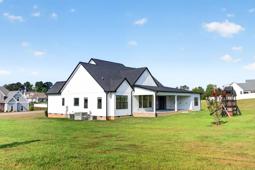 105 Sarah Frances Ct Clarksville, TN 37043