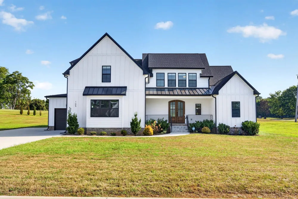 105 Sarah Frances Ct Clarksville, TN 37043