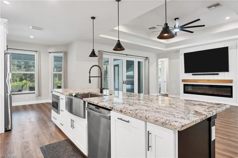 19181 Meredith Road North Fort Myers, FL 33917