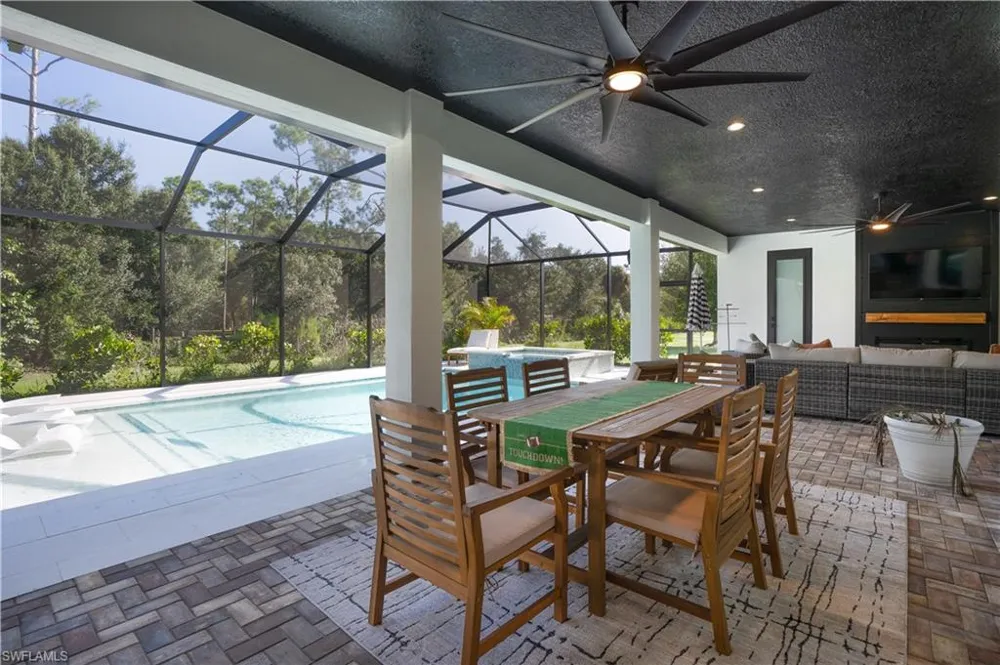 19181 Meredith Road North Fort Myers, FL 33917
