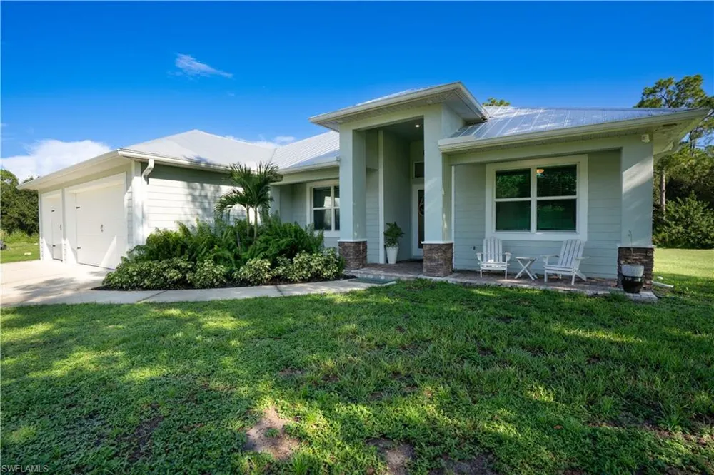 19181 Meredith Road North Fort Myers, FL 33917