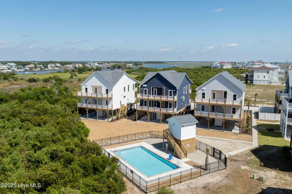 113 Lacosta Place North Topsail Beach, NC 28460