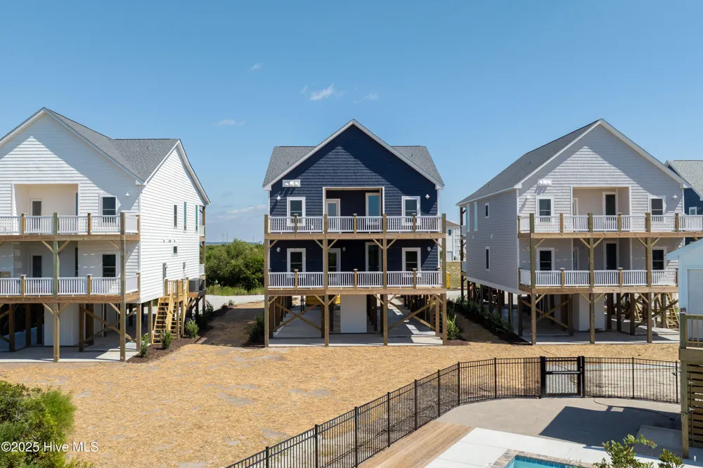 113 Lacosta Place North Topsail Beach, NC 28460