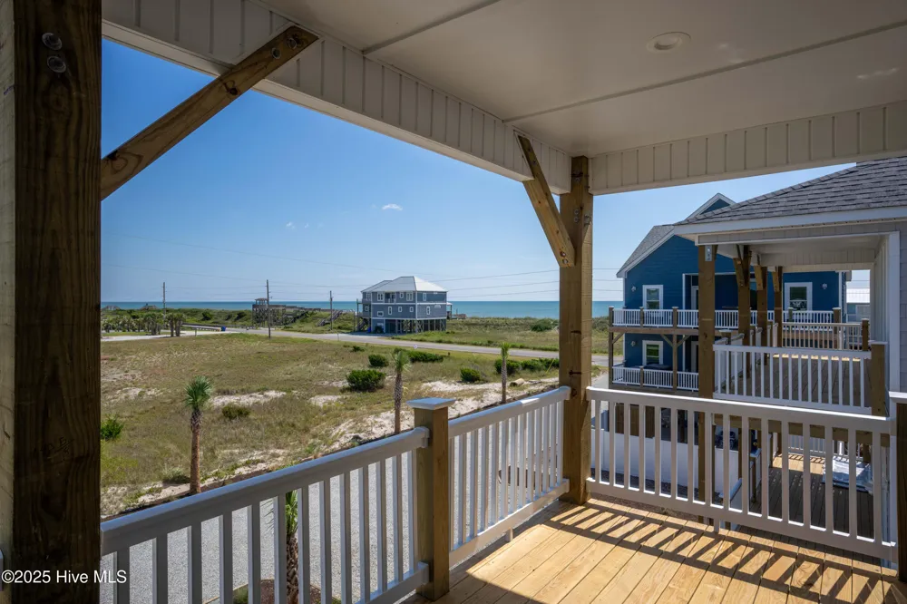 113 Lacosta Place North Topsail Beach, NC 28460