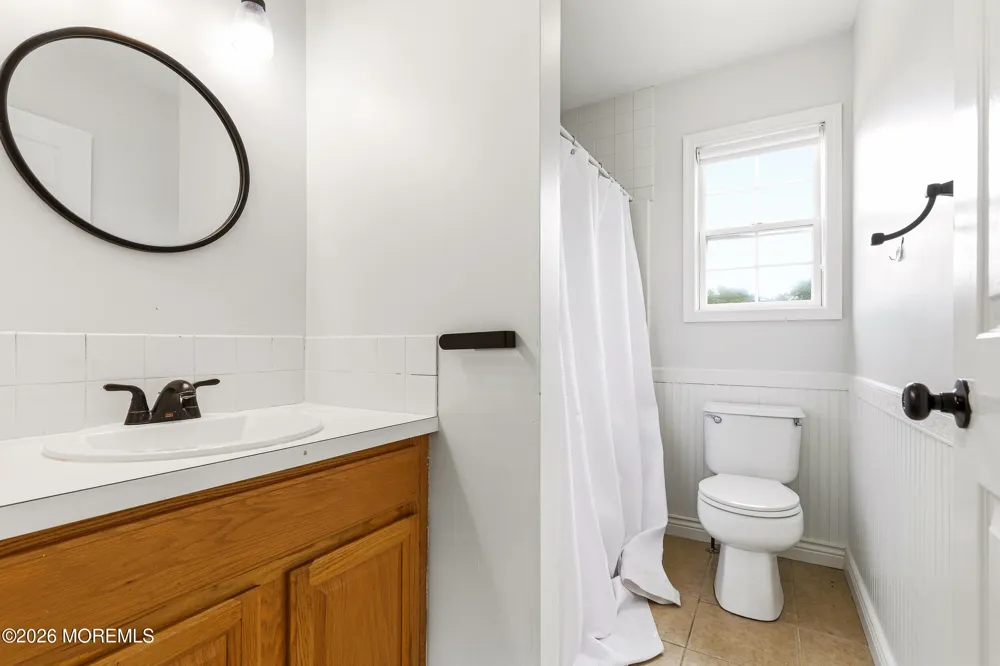 11 Mills Lane Jackson, NJ 08527