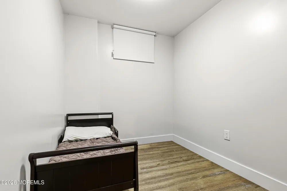 11 Mills Lane Jackson, NJ 08527