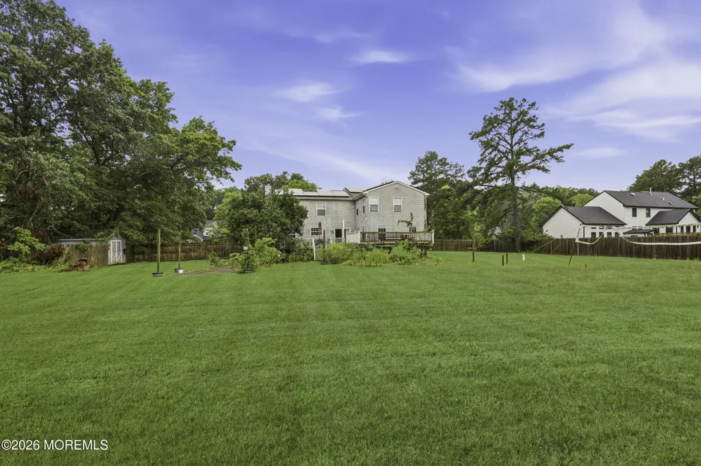 11 Mills Lane Jackson, NJ 08527