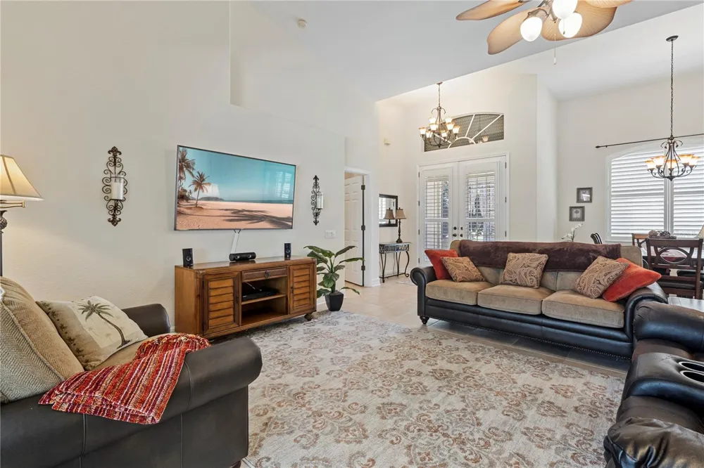 40 CLUBHOUSE COURT Rotonda West, FL 33947