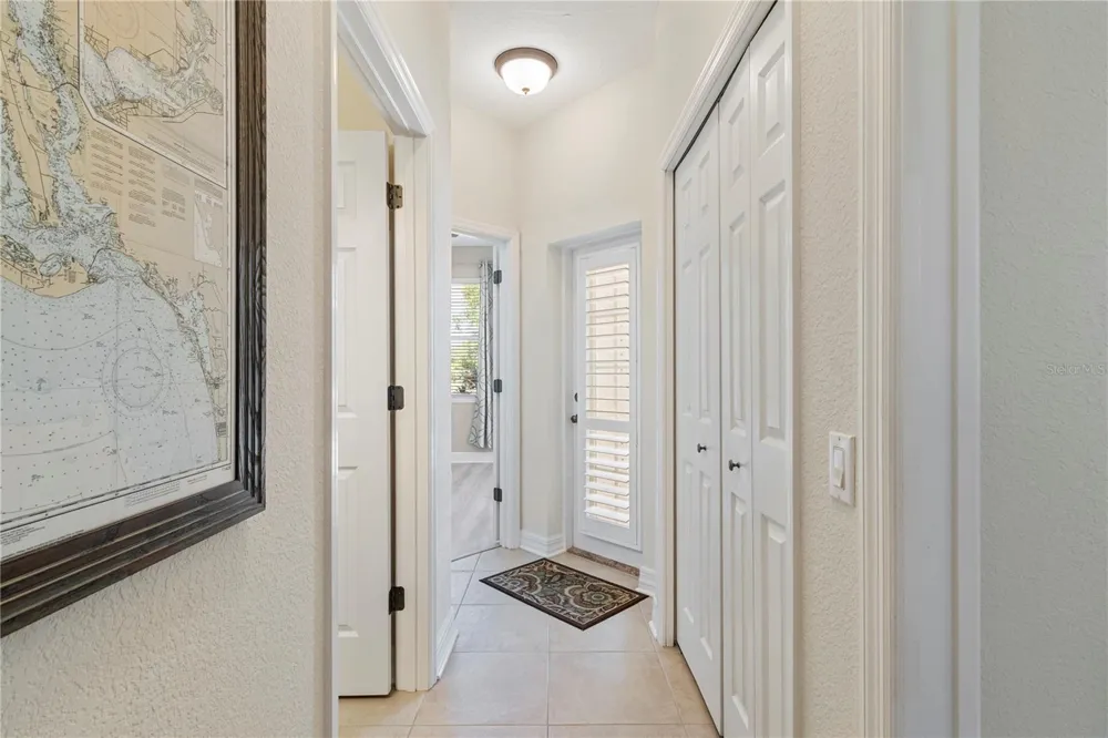 40 CLUBHOUSE COURT Rotonda West, FL 33947